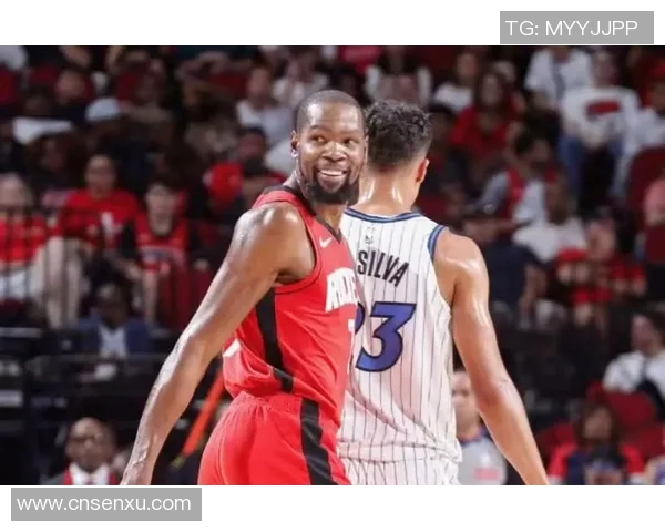 火箭与雷霆季后赛第五场激战回顾球迷热议精彩瞬间与关键时刻 火箭与雷霆季后赛第五场激战回顾球迷热议精彩瞬间与关键时刻