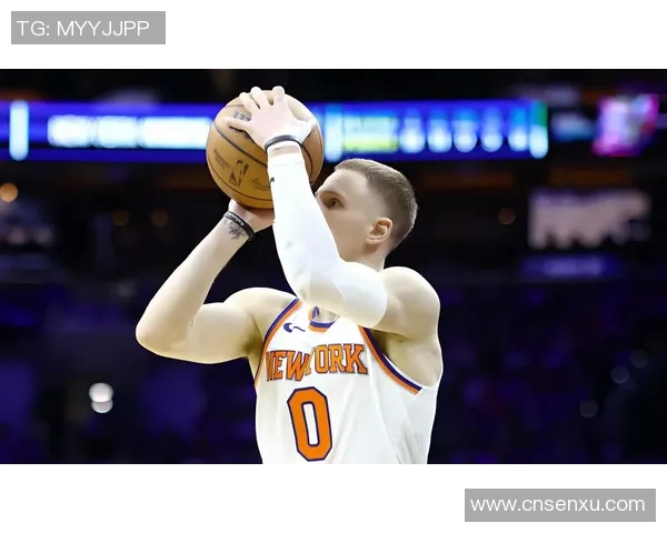 勇士与尼克斯对决精彩回顾球星表现与战术分析全景呈现